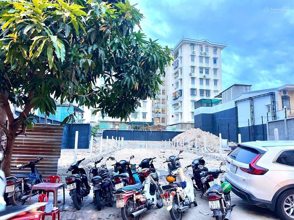 Giảm giá 4 tỷ chỉ còn 23 tỷ  lô đất 344m2 mặt tiền đường đồng nai ngay ngã tư tố hữu, phước hải
