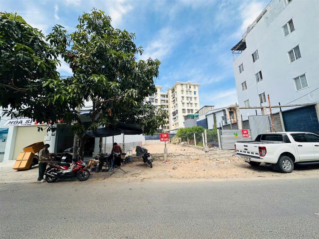 Giảm giá 4 tỷ chỉ còn 23 tỷ  lô đất 344m2 mặt tiền đường đồng nai ngay ngã tư tố hữu, phước hải