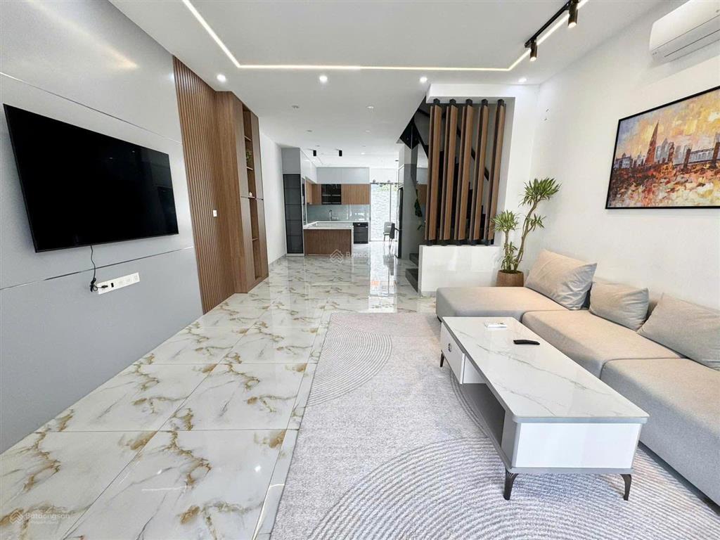 Chỉ 8 tỷ 150 sở hữu căn nhà full nội thất gói 8 kđt mỹ gia the capella 2 mặt thoáng, full nội thất
