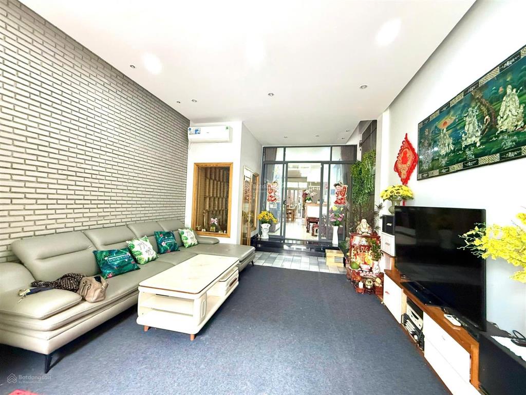 Căn nhà 90m2 đường tạ xuân thu b3 kđt vcn phước hải chỉ 11 tỷ, hướng đông nam sổ hồng chuẩn chỉnh