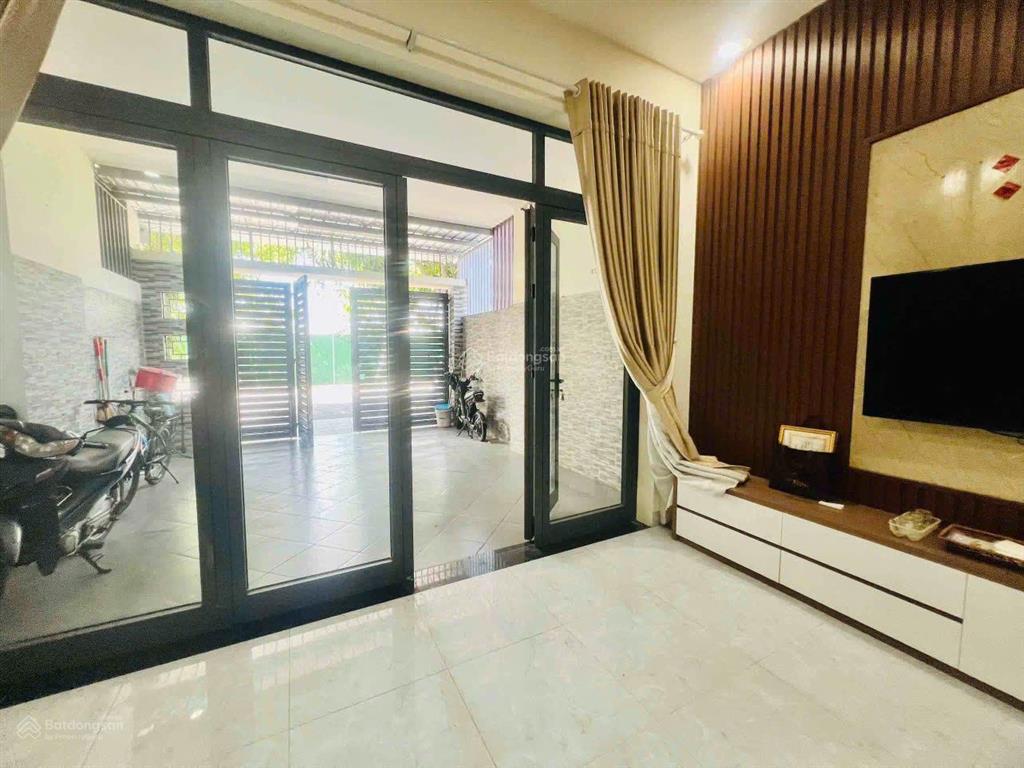 Chỉ 8,7 tỷ sở hữu căn nhà 100m2 đường t12 kđt an bình tân có sổ đỏ, giá rất tốt chủ cần bán nhanh