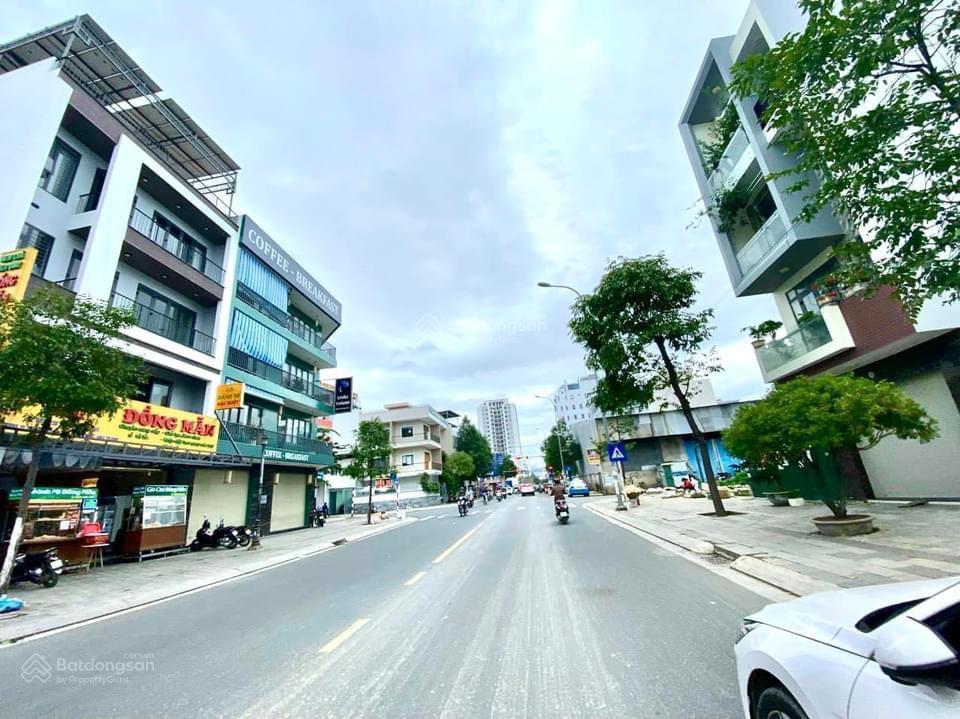 Hàng vip  lô góc mặt tiền thích quảng đức giao với đường số 7 kđt hà quang ii chỉ 130tr/m2