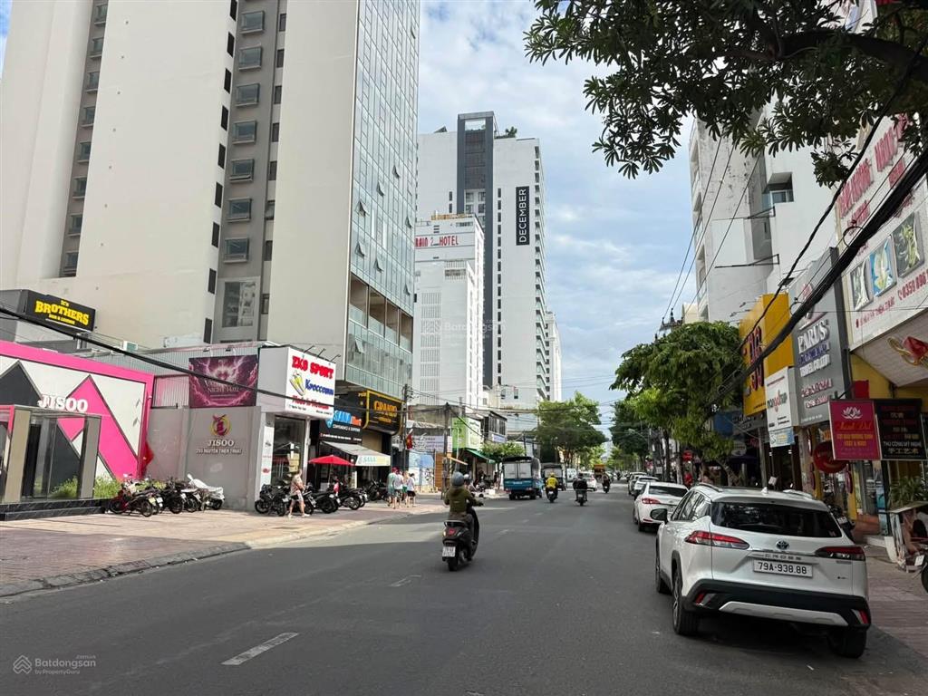 Chỉ 25 tỷ sở hữu căn mặt tiền đường nguyễn thiện thuật gần trần quang khải, khu phố tây nha trang