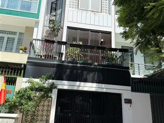 Giảm 1 tỷ chỉ còn 10,8 tỷ sở hữu căn nhà 3 tầng hướng đông nam có sổ hồng kđt hà quang i