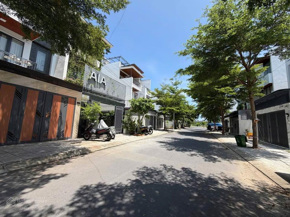 Lô sạch đẹp hướng đông nam đường thông kđt mỹ gia chỉ 4,3 tỷ bao ép cọc