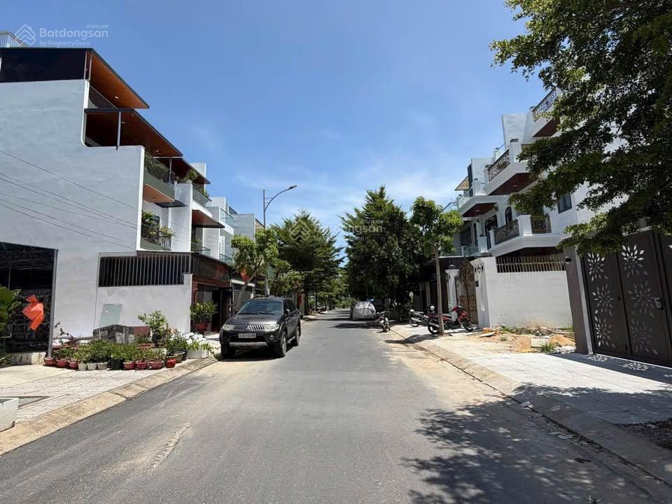 Lô sạch đẹp hướng đông nam đường thông kđt mỹ gia chỉ 4,3 tỷ bao ép cọc