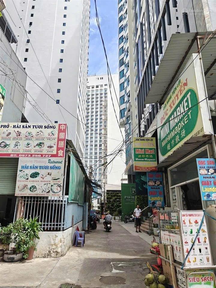 Lô đất 100c trần phú, lộc thọ cách biển chỉ 50met quỹ đất vàng để kinh doanh du lịch chỉ 30 tỷ