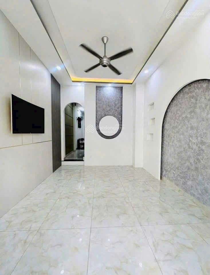 Nhà phố 3 tầng trung tâm nha trang mặt tiền đường lam sơn chỉ 9 tỷ/0931 800 ***