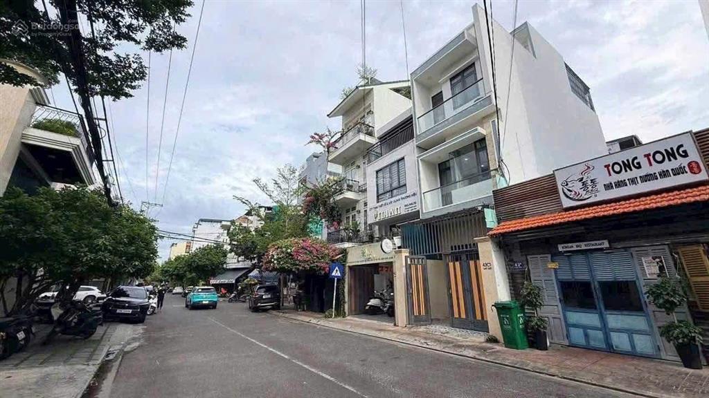 Nhà phố 3 tầng trung tâm nha trang mặt tiền đường lam sơn chỉ 9 tỷ/0931 800 ***