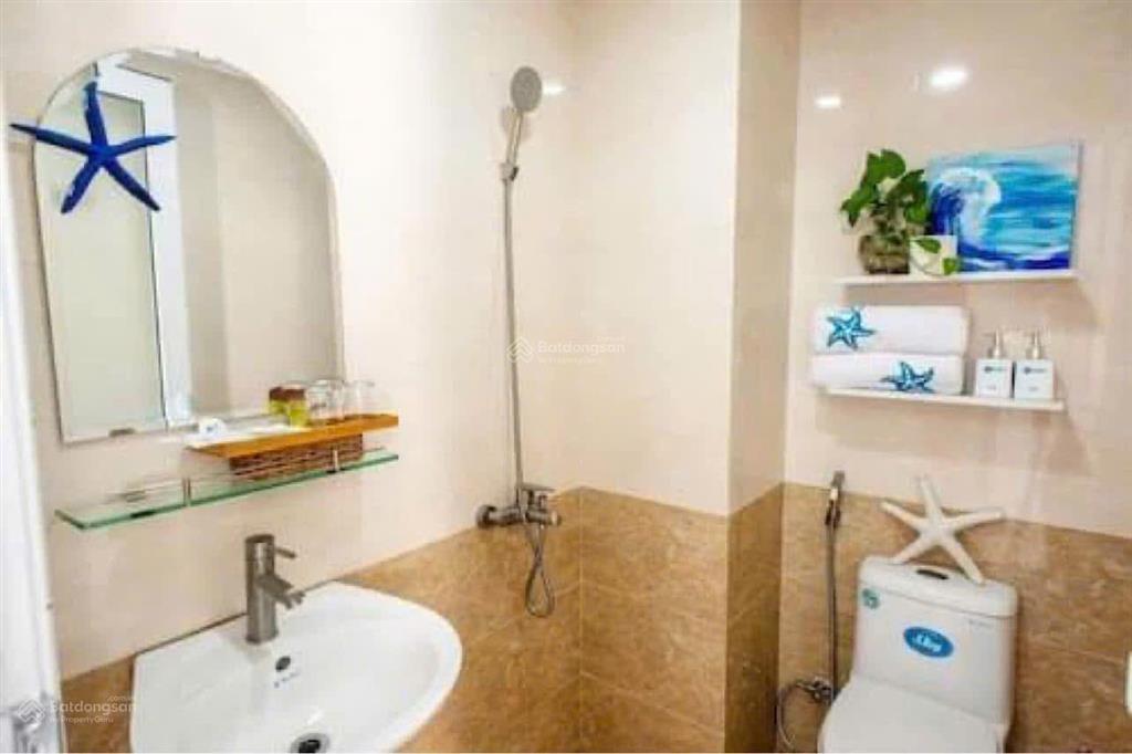 Toà căn hộ 7 tầng có thang máy có 14 phòng, hẻm nguyễn thiện thuật, khu phố tây nha trang 14 tỷ