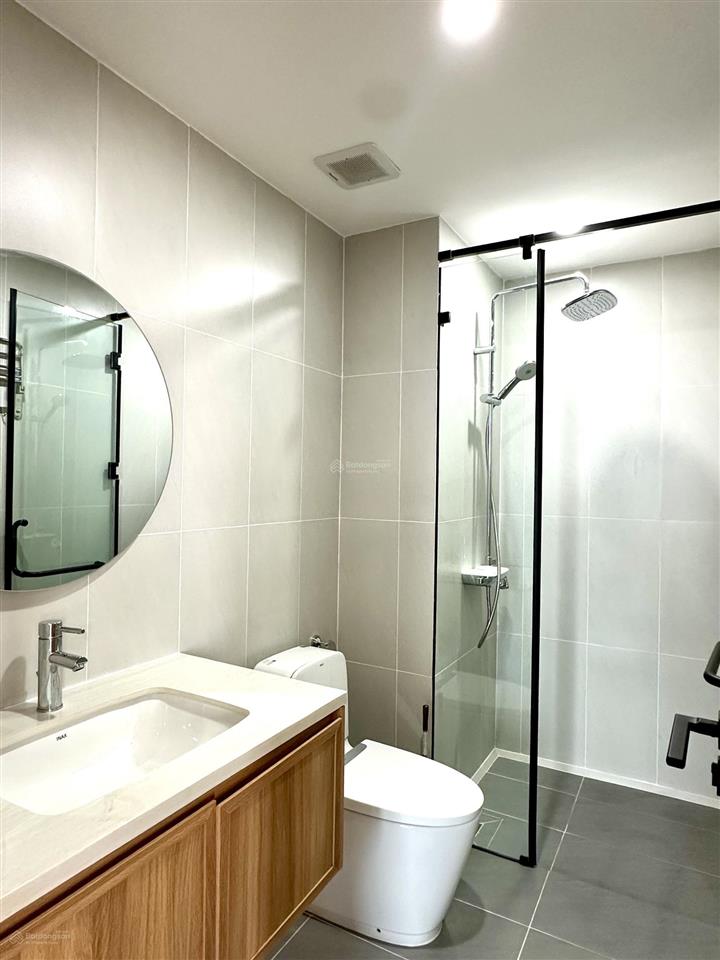 Cho thuê căn hộ 2pn view sông tầng 17 panoma1 full nội thất mới đẹp