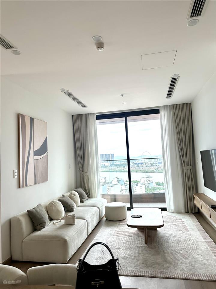 Cho thuê căn hộ 2pn view sông tầng 17 panoma1 full nội thất mới đẹp