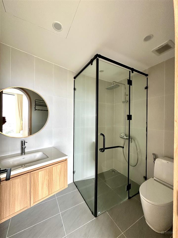 Cho thuê căn hộ 2pn view sông tầng 17 panoma1 full nội thất mới đẹp
