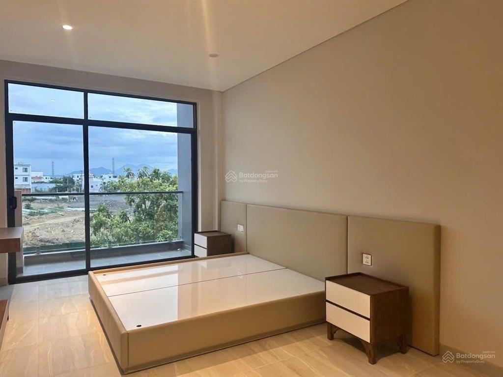 Bán nhà mới 3 tầng đầy đủ nội thất đẹp chỉ 7,5 tỷ đường thông cạnh hồ bơi mỹ gia gói 8 nha trang