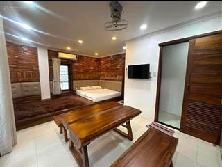 Bán tòa nhà căn hộ 7 tầng ngay góc trung tâm khu phố tây nha trang chỉ 12,5 tỷ full nội thất