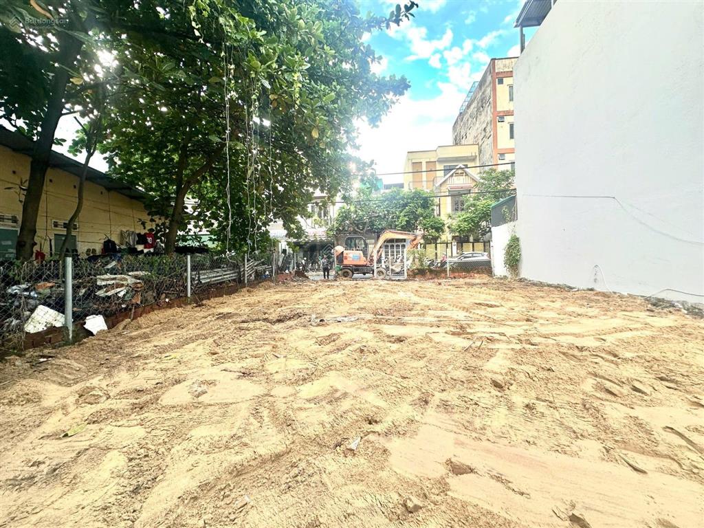 Bán cặp đất mặt tiền võ như hưng ngay dự án khán đài pháo hoa mới