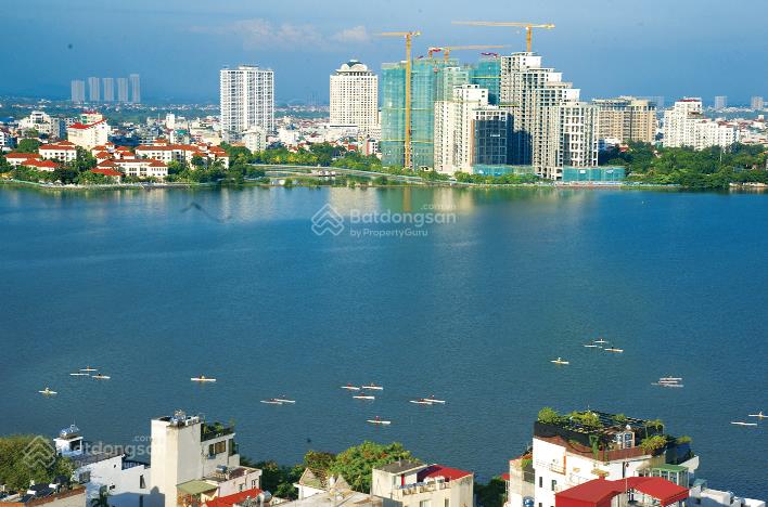 Cần bán lô góc, 2 mặt tiền. mp nguyễn đình thi dt 200m2 mt 30m x 4t (đoạn đẹp nhất phố)