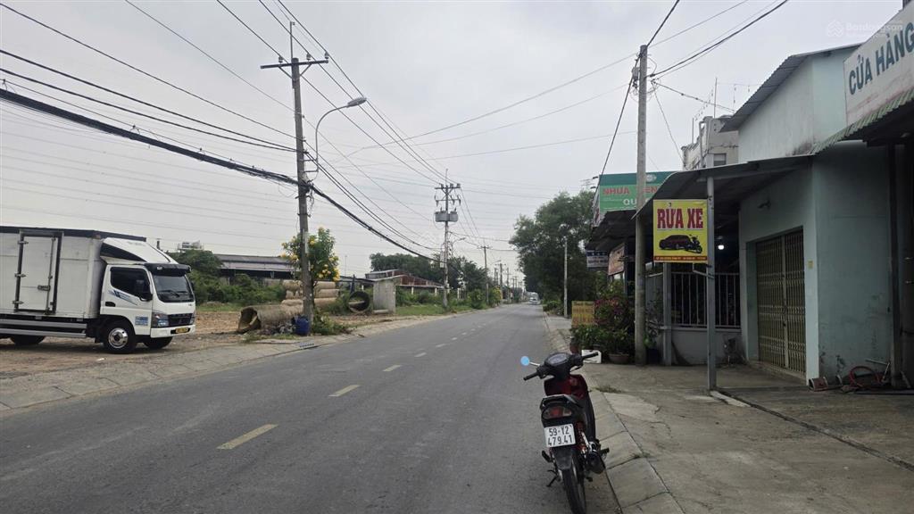 Lô đất ngay đường bình mỹ. vị trí đẹp, thổ cư xây dựng ngay