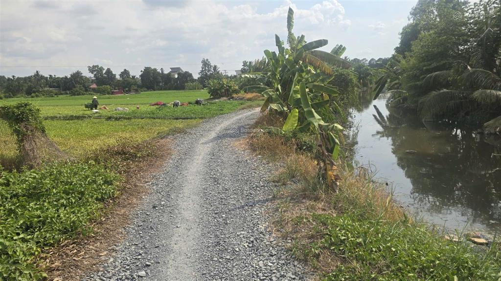 Chỉ 1,65 tỉ cho lô đất 181m gần cầu rạch tra. ủy ban bình mỹ