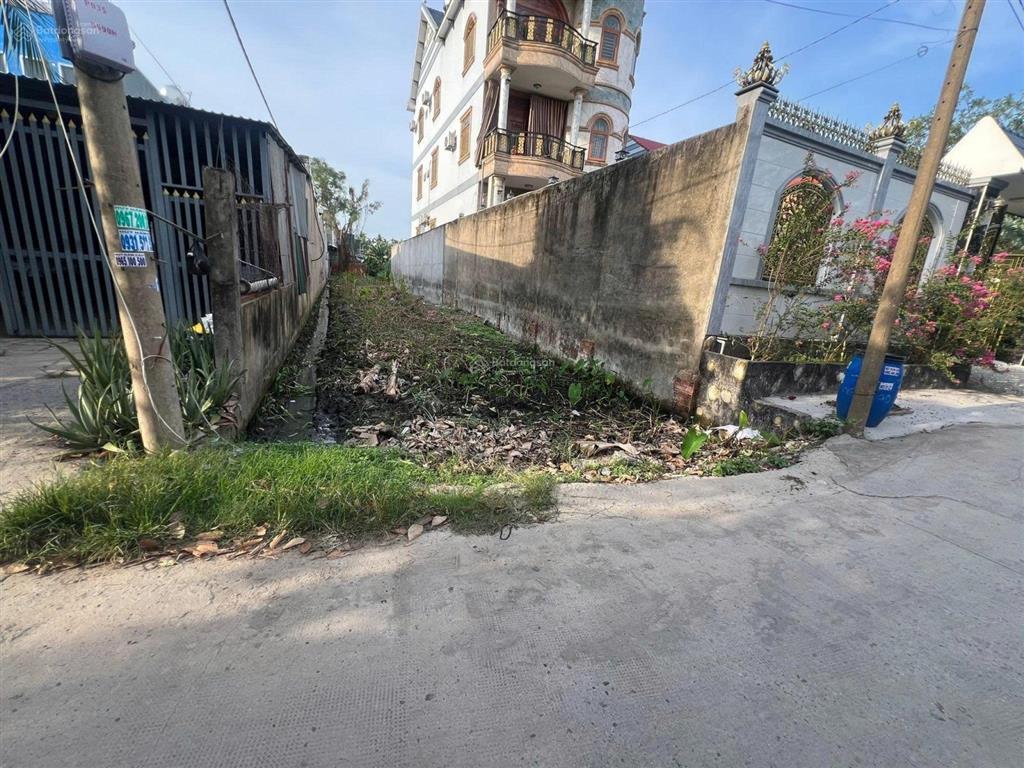 Hàng đẹp bình mỹ 406m có 300m thổ cư , chỉ 4,3 tỉ