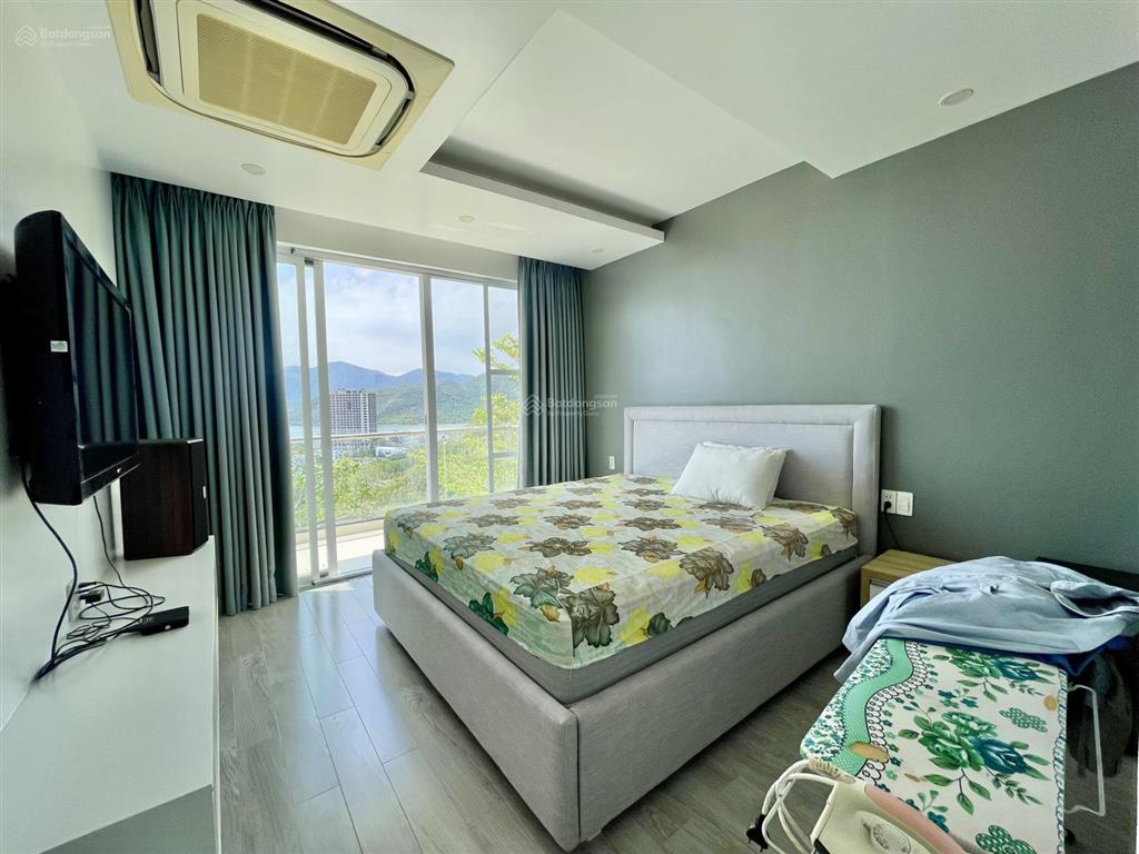 Bán biệt thự anh nguyễn, vĩnh trường, nha trang. dt 340m2. sổ hồng. hướng biển. giá bán 47 tỷ
