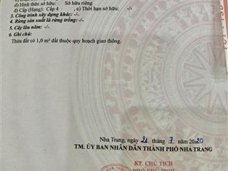 Bán đất có nhà c4 đường nguyễn, vĩnh hoà, nha trang. dt118m2. ngang 6m. hướng nam. giá70tr/m2