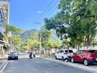 Bán nhà 3 tầng đường quảng đức, p. bắc nha trang, dt75m2. hướng đông. gần biển. giá8,5 tỷ.