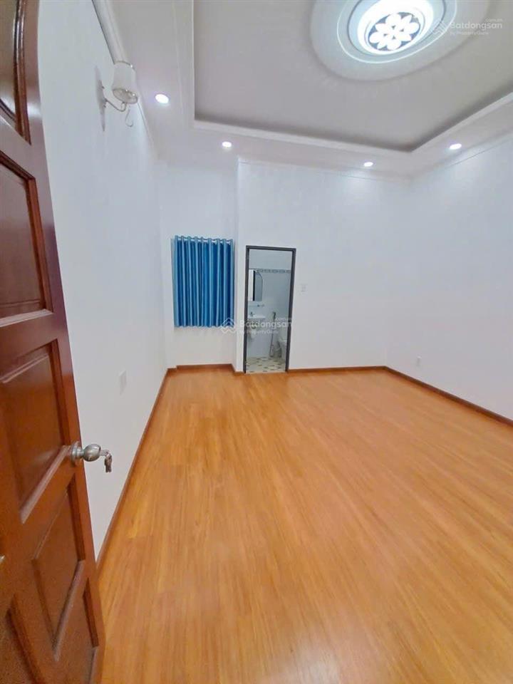 Bán nhà hxh đường đào tông nguyên, dt 4x16m, nhà 3 lầu, 2 sân thượng, 4pn, 5wc, giá 6 tỷ 3 tl