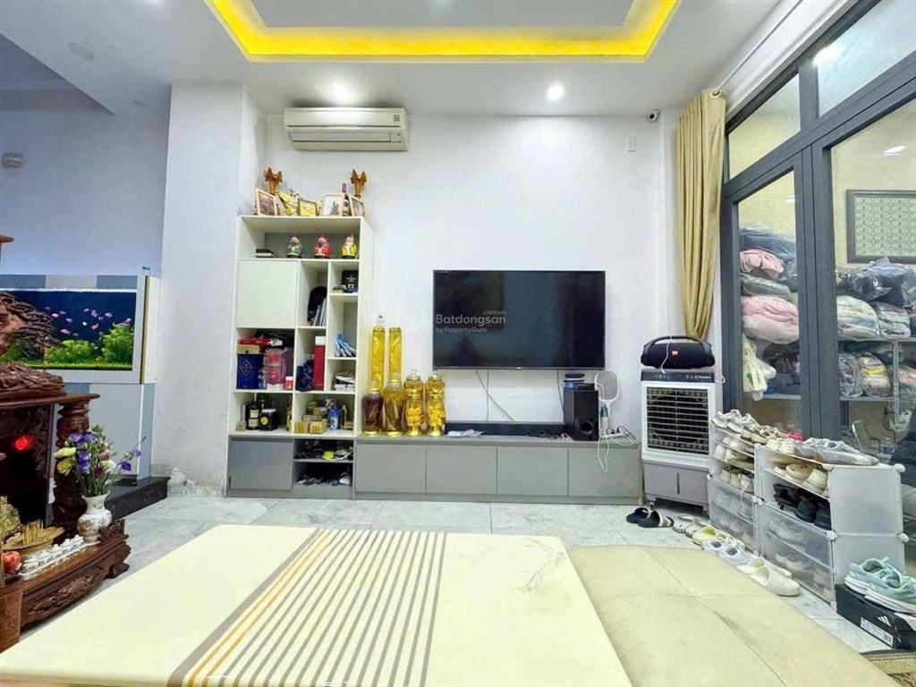 Bán nhà mặt tiền đường bế văn cấm, vị trí kinh doanh mua bán dt 4x20m, 3 lầu, 5pn, 6wc, giá 23tỷ990