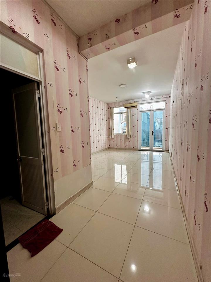 Cho thuê nhà gần chợ tân quy, dt 4x20, trệt, lửng, 3 lầu, 7 phòng ngủ, 5 wc, giá 38 triệu