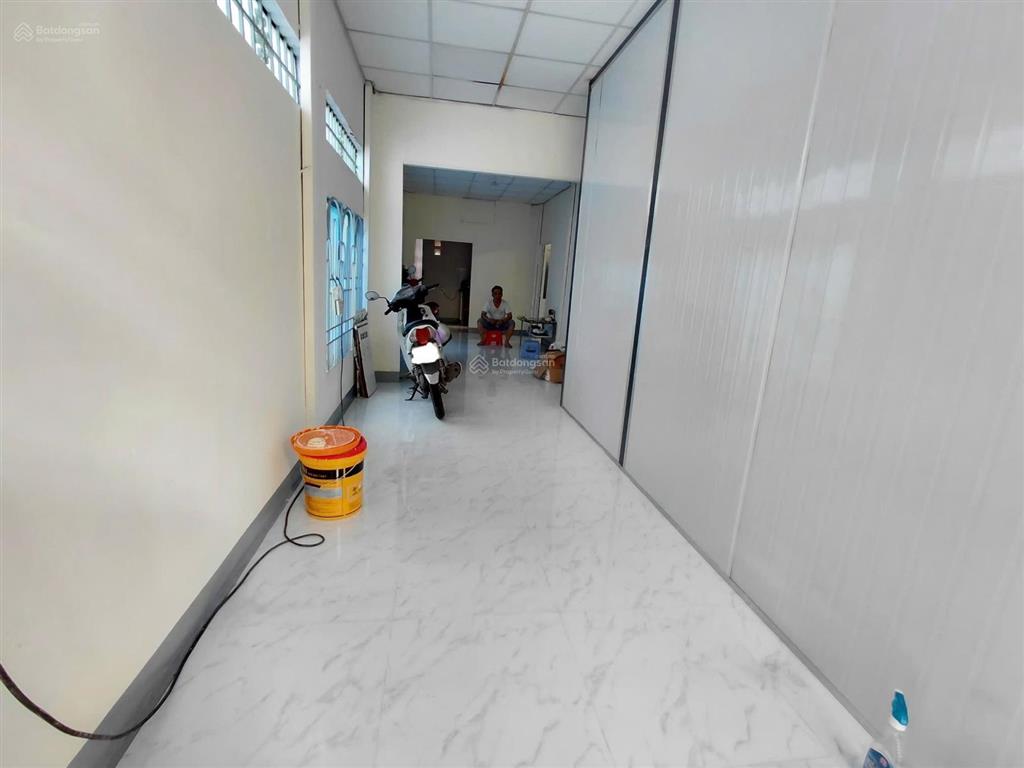 Cho thuê nhà nguyên căn hẻm xe hơi đường số 27, tân quy, q7, dt 6x15, 1lau, 6pn 3wc, giá 16tr/thang