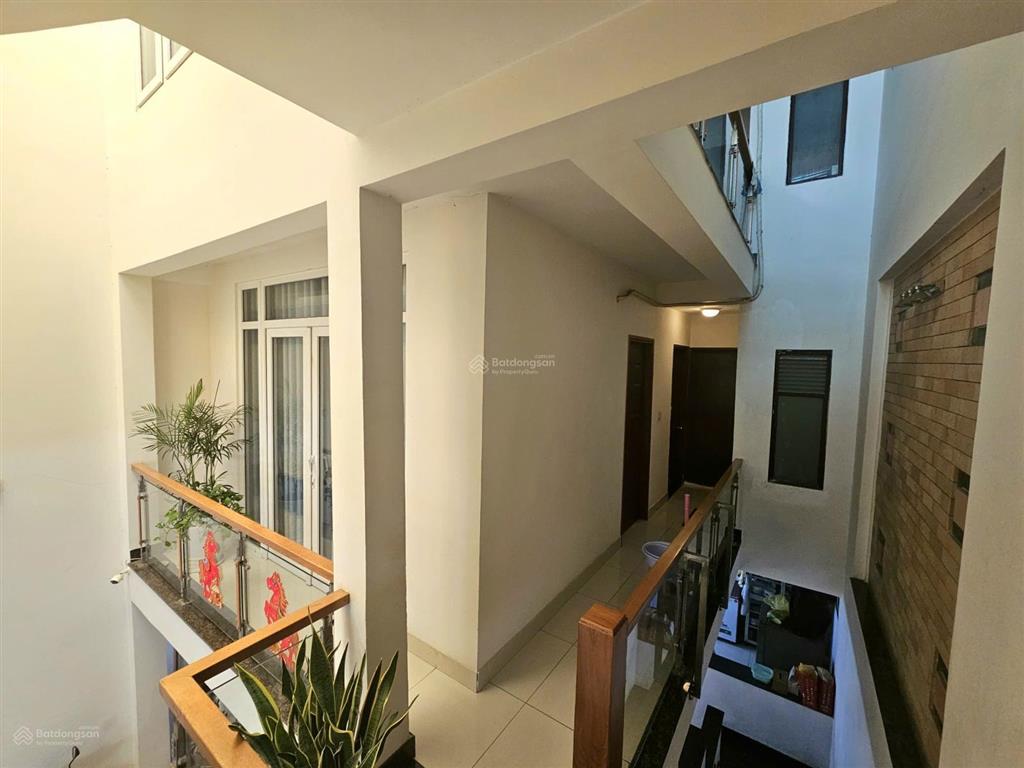 Bán nhà mặt tiền đường số, gần chợ tân quy, dt 6,2x18m, 3 tầng, 4pn, 2st, giá 19tỷ5