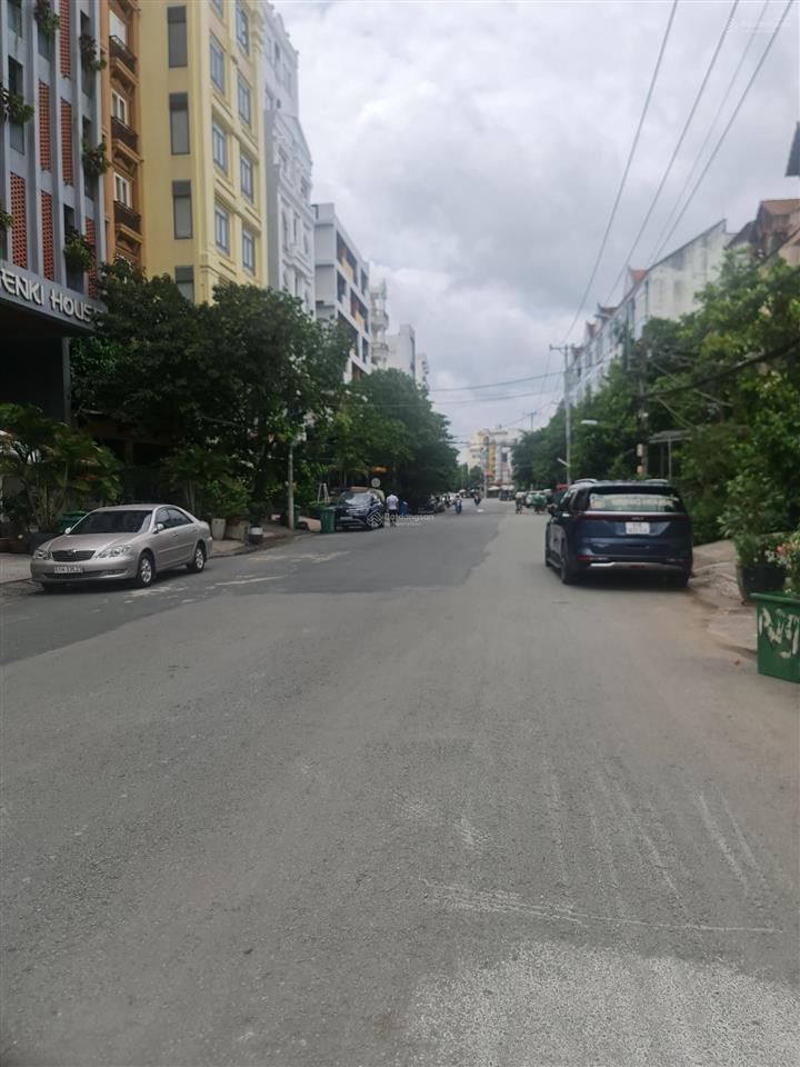 Cho thuê nhà nguyên căn đường cao thị chính, dt 5x18m, trệt, lửng, 3 lầu, st, 5pn, 6wc