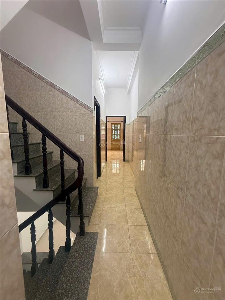 Nhà hẻm xe hơi đường huỳnh tấn phát, dt 4x16, 2 lầu, 1 trệt, 4pn, 3wc, giá 8 tỷ thương lượng.