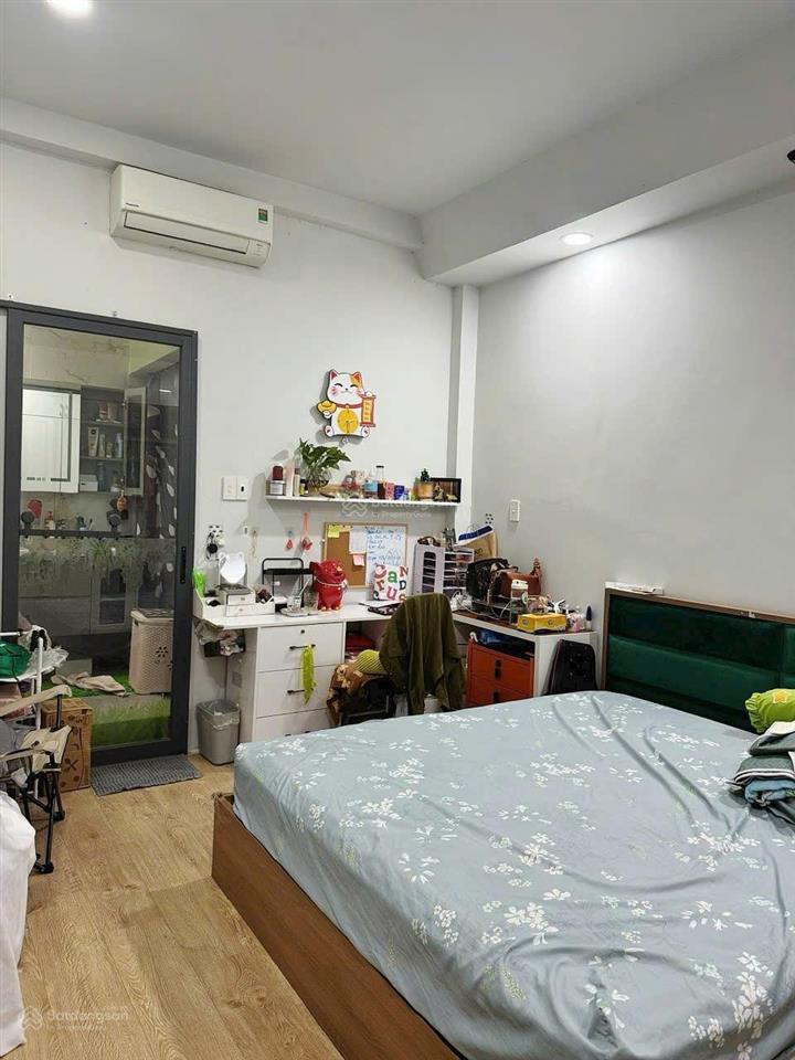 Bán nhà hẻm xe hơi đường lâm văn bền, dt 4x25, 2 lầu, 4pn, 3wc, 1 st, giá 9,6 tỷ