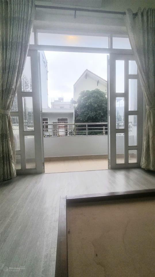 Nhà hẻm xe hơi đường lâm văn bền, dt 4x20, 2 lầu, 1st, 3pn, 4wc, có nội thất cơ bản, giá 18 triệu.