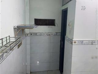 Nhà nguyên căn hẻm 44 đường bùi văn ba, kế bên khu chế xuất tân thuận, dt 3x7m, 1 lầu, 2pn, 1wc