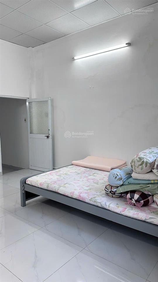 Bán nhà hẻm 30 đường lâm văn bền, phường tân kiểng, q7, dt 4x11, 1 lầu, 2pn, 2wc.