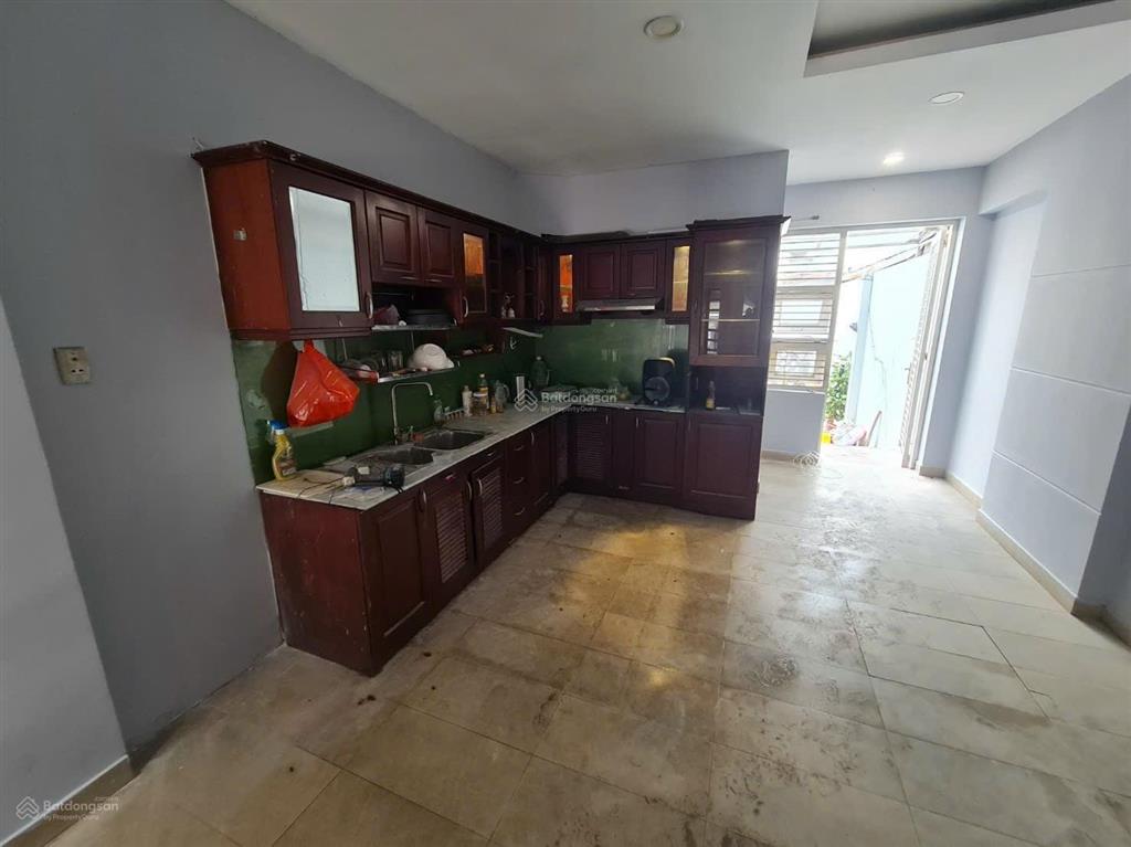Cho thuê nhà hẻm xe hơi, đường lâm văn bền, dt 4x25, 2 lầu, 3pn, 3wc, 1pt, sân vườn. máy lạnh.