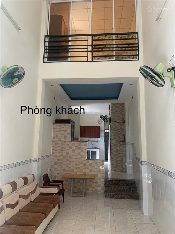 Bán nhà hẻm 77 đường chuyên dùng 9, dt 7x21,5m, cn 150m, nhà cấp 4 lửng đúc giả, 3pn, 2wc, giá 6tỷ6