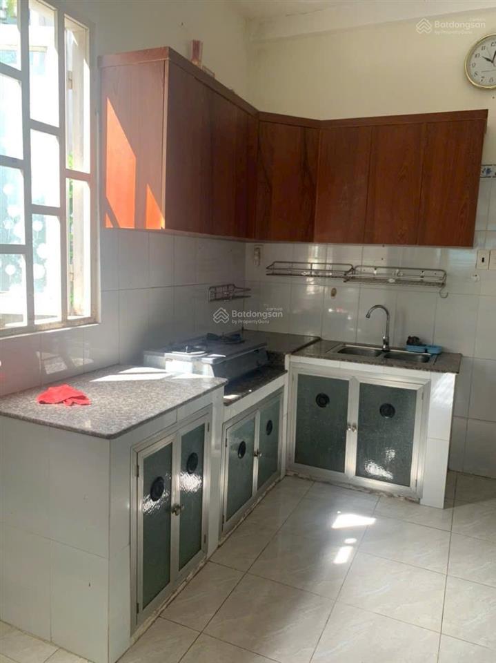 Bán nhà hẻm 77 đường chuyên dùng 9, dt 7x21,5m, cn 150m, nhà cấp 4 lửng đúc giả, 3pn, 2wc, giá 6tỷ6