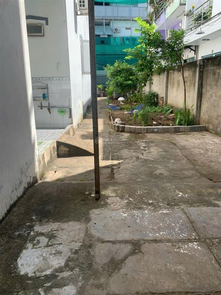 Bán nhà hẻm 77 đường chuyên dùng 9, dt 7x21,5m, cn 150m, nhà cấp 4 lửng đúc giả, 3pn, 2wc, giá 6tỷ6