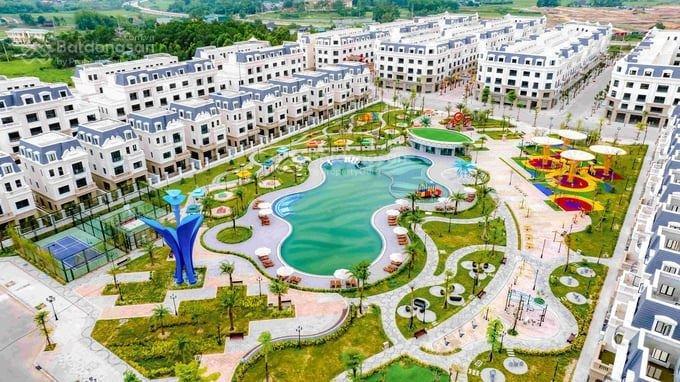 Bán cắt lỗ vinhomes móng cái 60m² x 5t, sổ đỏ, giá chỉ 3,85 tỷ dãy thời đại 1, view trung quốc