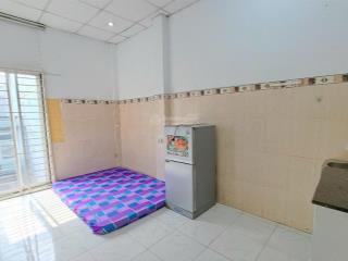 Phòng máy lạnh giá rẽ 621 trường chinh tân phú ( gần đh công thương)