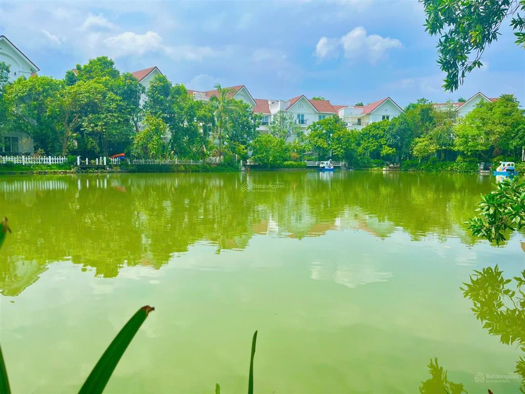 Bán gấp bt hoa sữa 07  06 hướng đb 412.5m2 xây dựng 724.1m2 view vườn hoa lớn sông miên man, 109tỷ