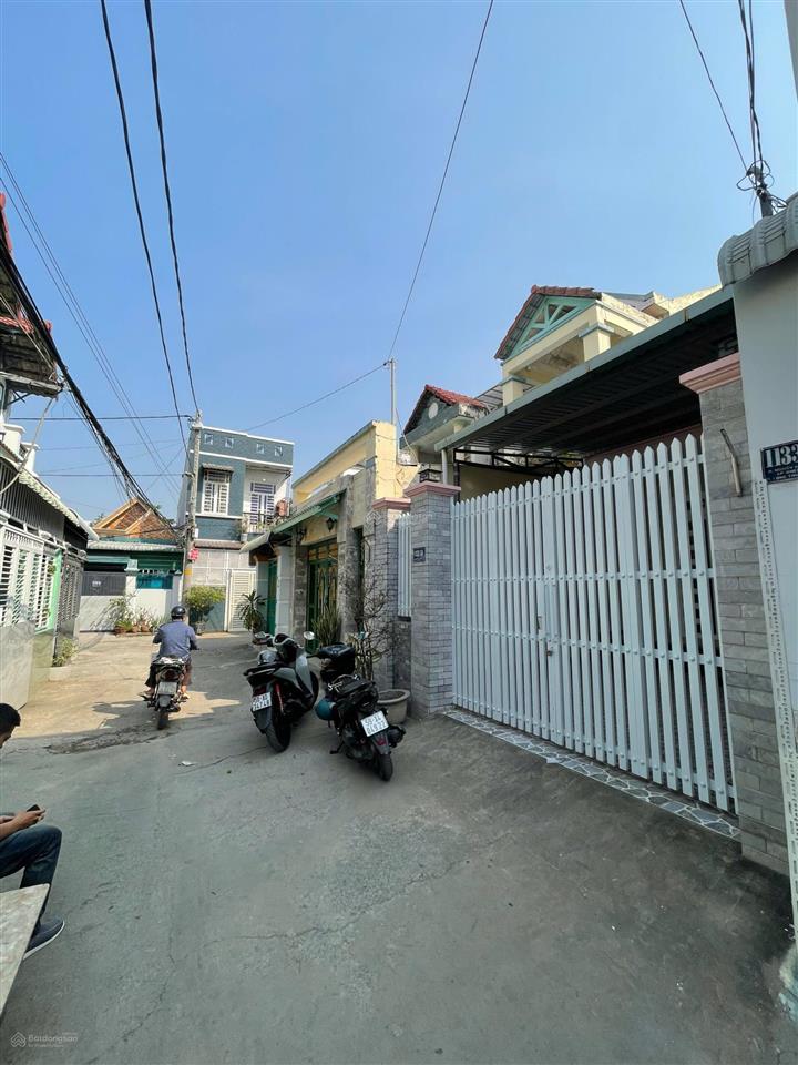 Bán nhà 1 sẹc 50m ra nguyễn duy trinh, p. long trường, quận 9 cũ