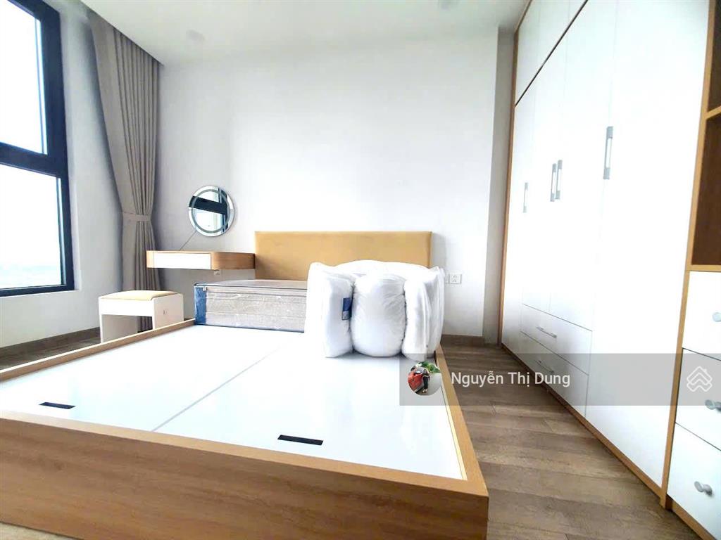 Cần bán căn 100m2  full nội thất  giá chỉ 7 tỷ bao phí.