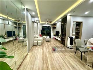 Bán căn hộ the wisteria 136m2 full nội thất cao cấp  9.5 tỷ ban công đông nam giá siêu hời!