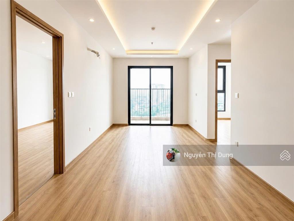 Cho thuê nhanh căn hộ 115m2 hướng đông nam giá chỉ 7.5 triệu/tháng