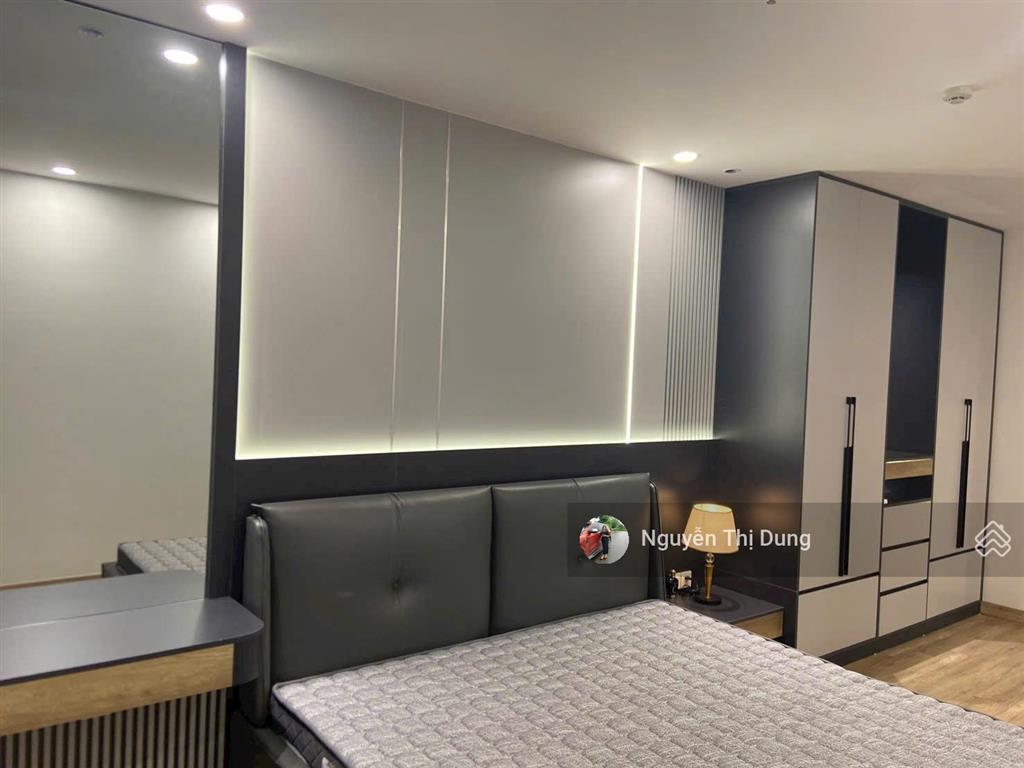 Căn hộ 110m² đã có đồ giá chỉ 7 tỷ  có hỗ trợ bank  đã có sổ sẵn sàng giao dịch.